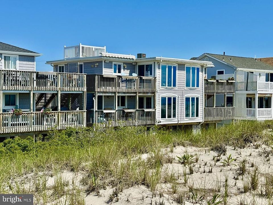 1st image of 519 N Ocean Ave #C4