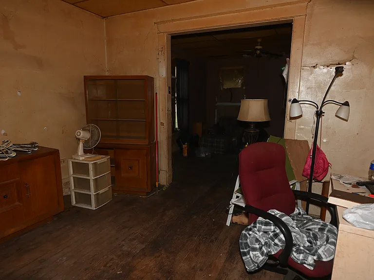 440 W Sawyer St — Photo 14