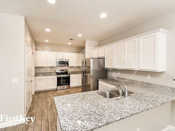 5th image of 253 N Sunrise