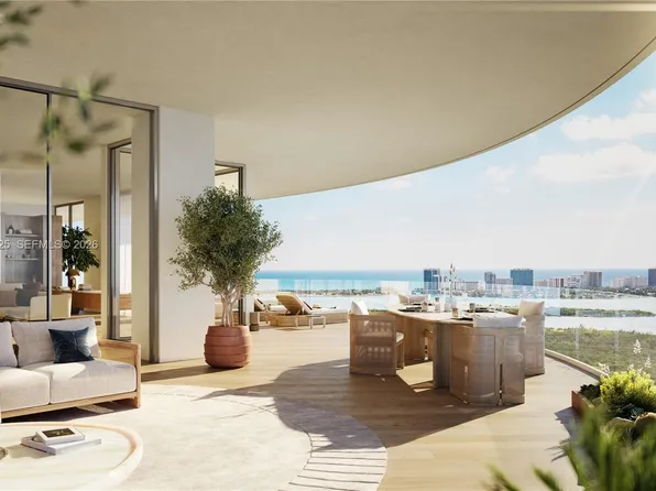 2411 Laguna Cres, Miami, FL