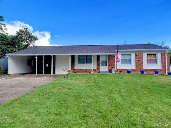 12050 Providence Ln, Maryland Heights, MO 63043