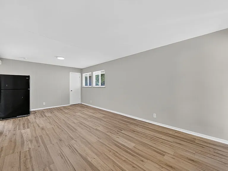 10772 Spring Garden Dr — Photo 11