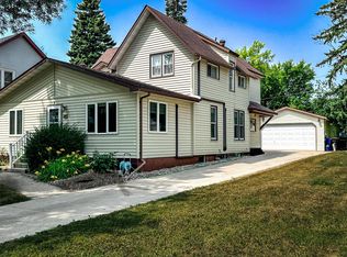 316 S Ash St, Crookston, MN 56716