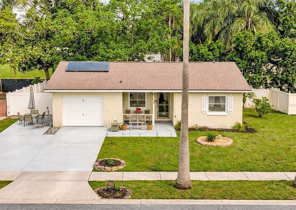 1st image of 1325 CYPRESS ARBOR