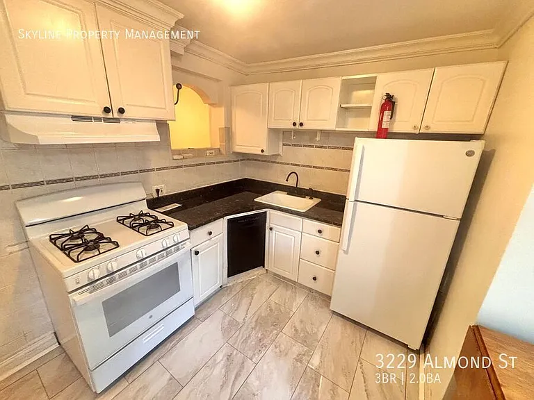 3229 Almond St — Photo 8