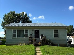 504 E Park St, Brashear, MO 63533