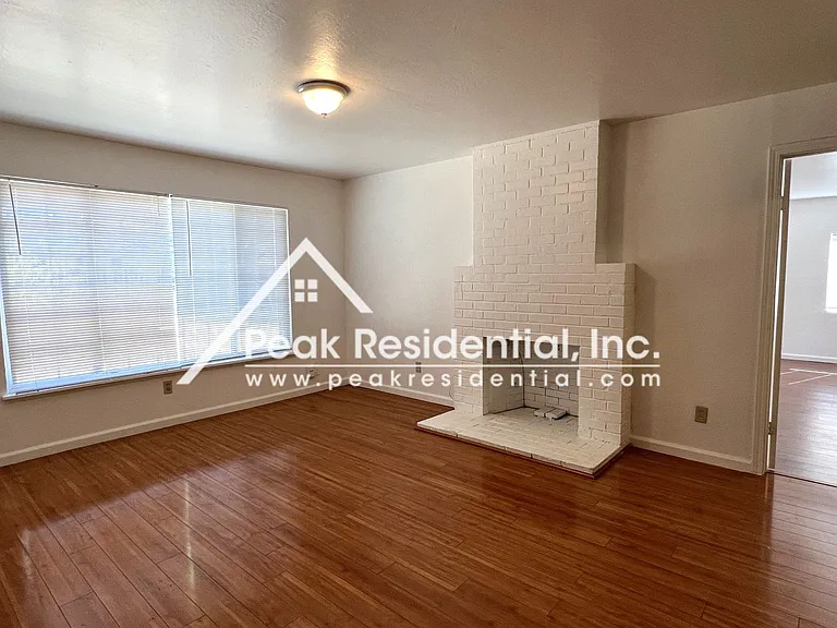 7417 Amherst St — Photo 8