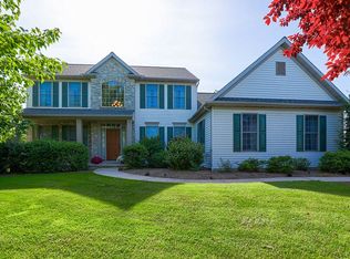 37 Ridgefield Dr, Lancaster, PA 17602