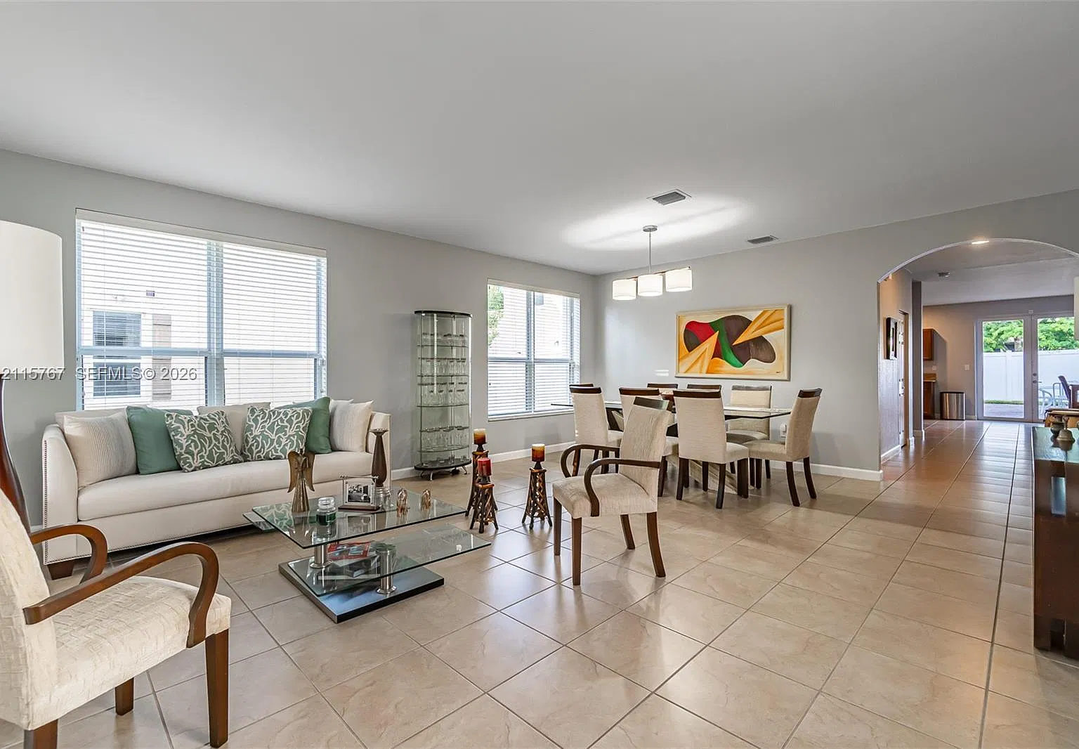Kendall Commons Residenti — Photo 2