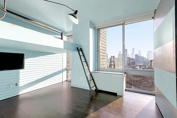 Sold by Compass | media 24