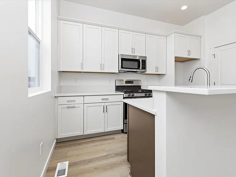 1630 N Mumbarto Ln — Photo 15