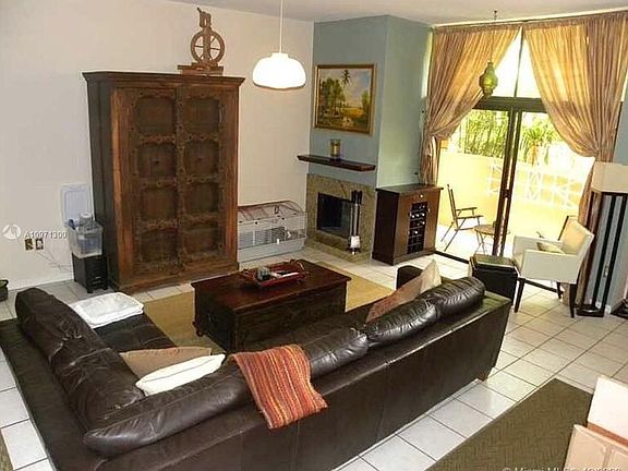 3rd image of 3045 NE 183rd Ln #45
