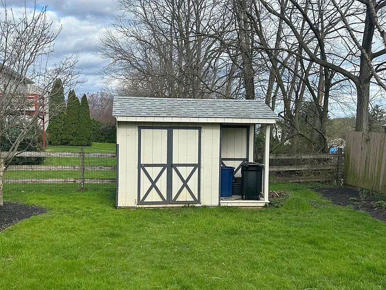 78 Allen Rd — Photo 13