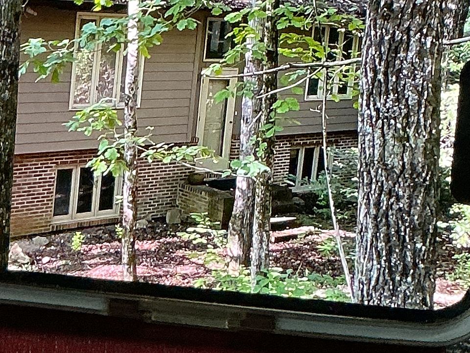 2nd image of 303 Quail Ridge Rd