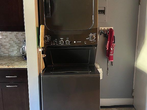 In unit washer/dryer
