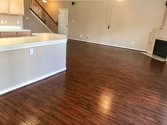 4th image of 2908 Gambel Ln