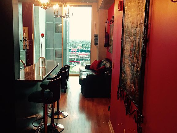 Virdiain condo entrance from the door.