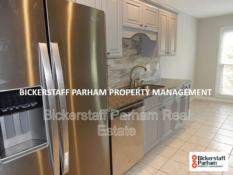 7455 McKee Rd — Photo 4