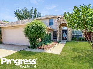 2420 Bennington Dr, Arlington, TX 76018