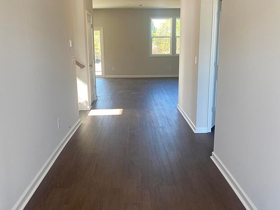 4th image of 3196 Blenheim Ct