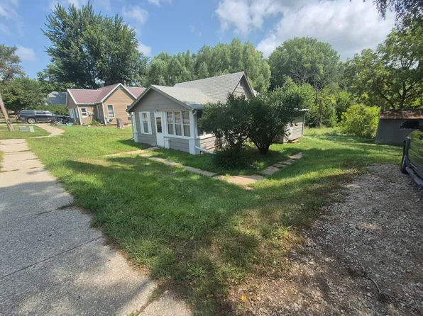 1614 12th St, Harlan, IA 51537