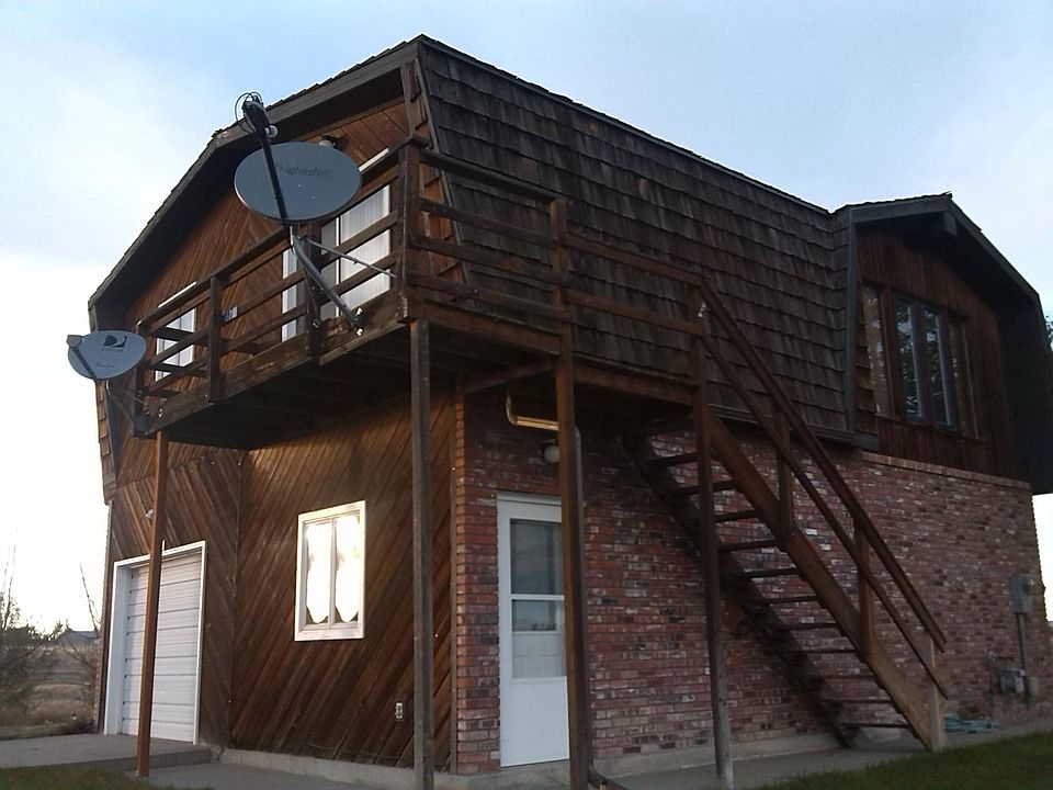 Upstair private porch entry to master BDRM.