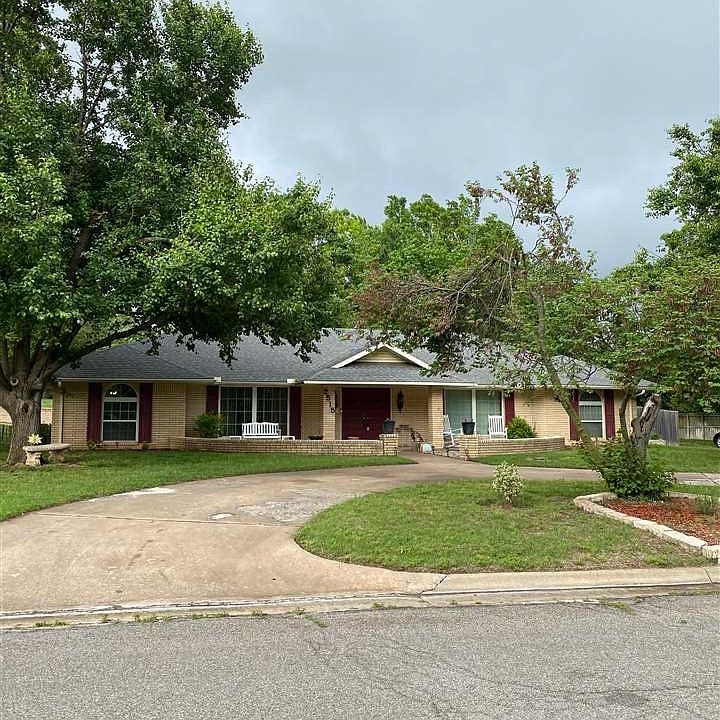 1st image of 2515 Wildwood Dr