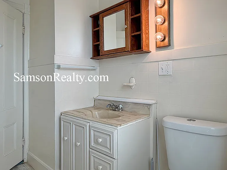 164 Morris Ave — Photo 7