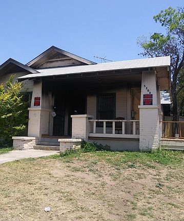 4th image of 5306 S Flores St