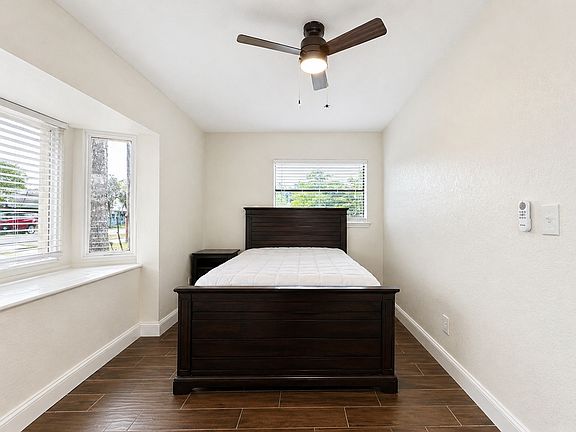 5th image of 7413 Matchett Rd #3