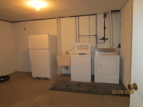 3rd image of 426 Tracy Ln #5
