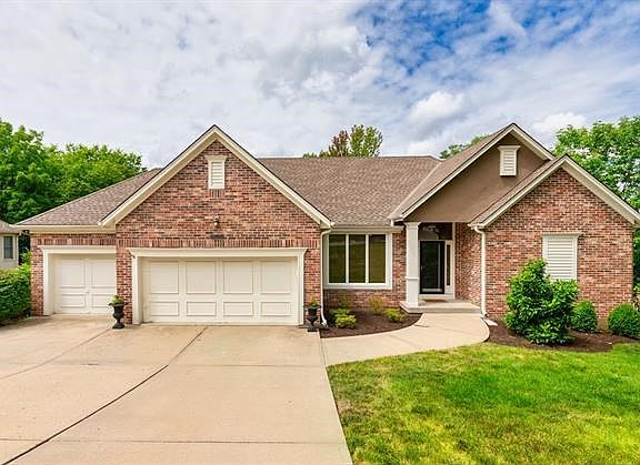 2nd image of 16024 Meadow Ln