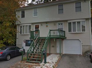 8 Thenius St, Worcester, MA 01607