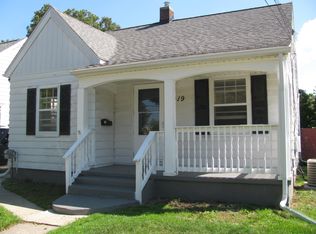 1919 Ray St, Lansing, MI 48910