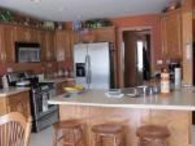 4th image of 864 Brian Dr