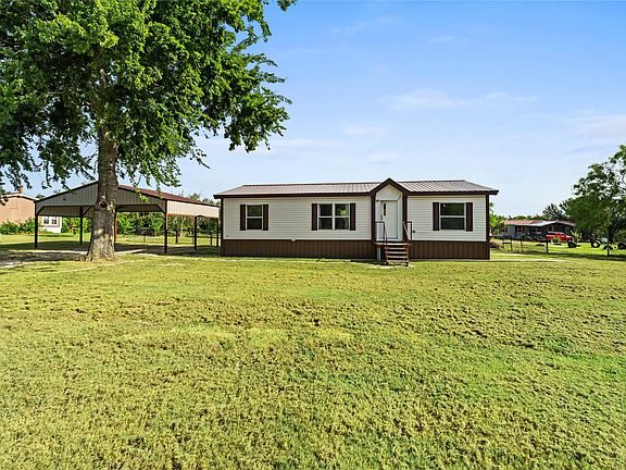 2nd image of 3634 County Road 2621