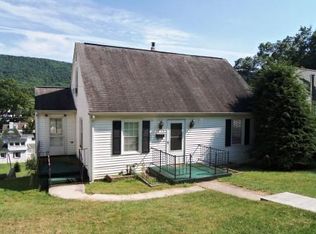 1625 Augusta St, Bluefield, WV 24701