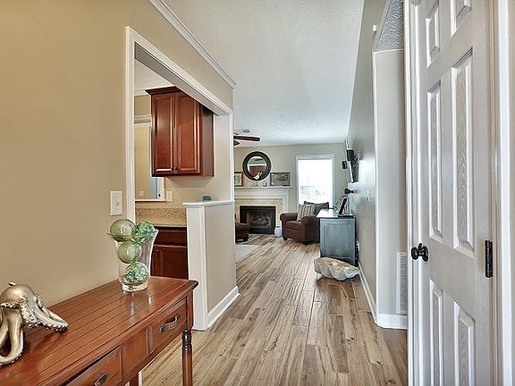 3rd image of 5035 River Rock Way