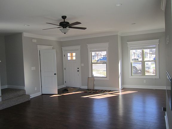 4th image of 174 Mallard Ln