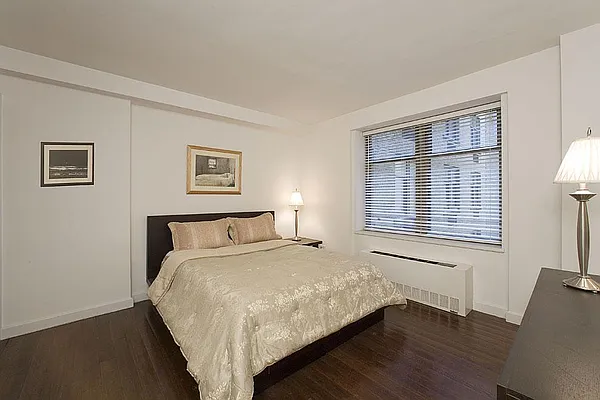 Rented by Corcoran | media 18