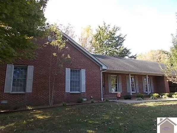 92 Martin Cir, Paducah, KY 42001