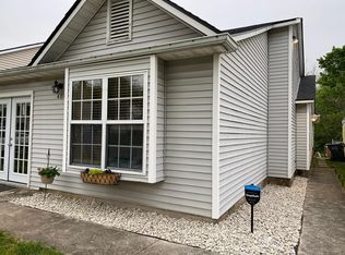 408 Chelsea Woods Dr, Lexington, KY 40509