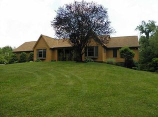 1422 Logan Rd, Gibsonia, PA 15044