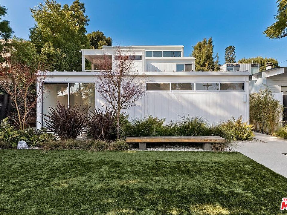 12221 Dorothy St, Los Angeles, CA 90049 | Zillow