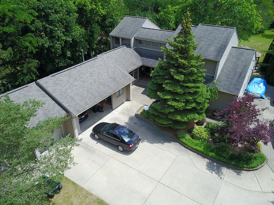 1st image of 860 Ottawa Dr