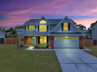 1610 Chase Meadows Cir, Hixson, TN 37343