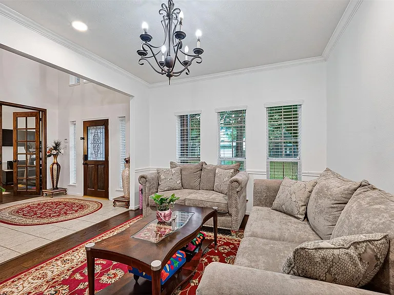 2602 Falcon Knoll Ln — Photo 13