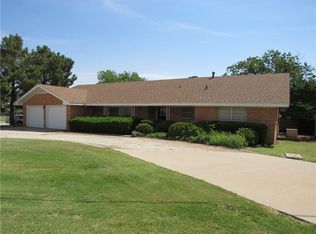 1250 W Lake Dr, Hamlin, TX 79520