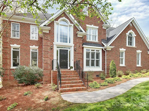 5608 Camilla Dr, Charlotte, NC 28226