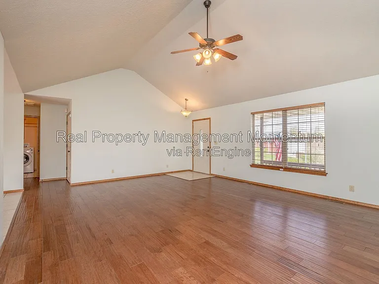 732 E Gallup Hill Rd — Photo 20